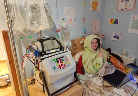 Monika on dialysis machine